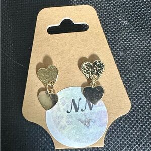 Double Hearts Goldtone Earrings. Video L👀K!